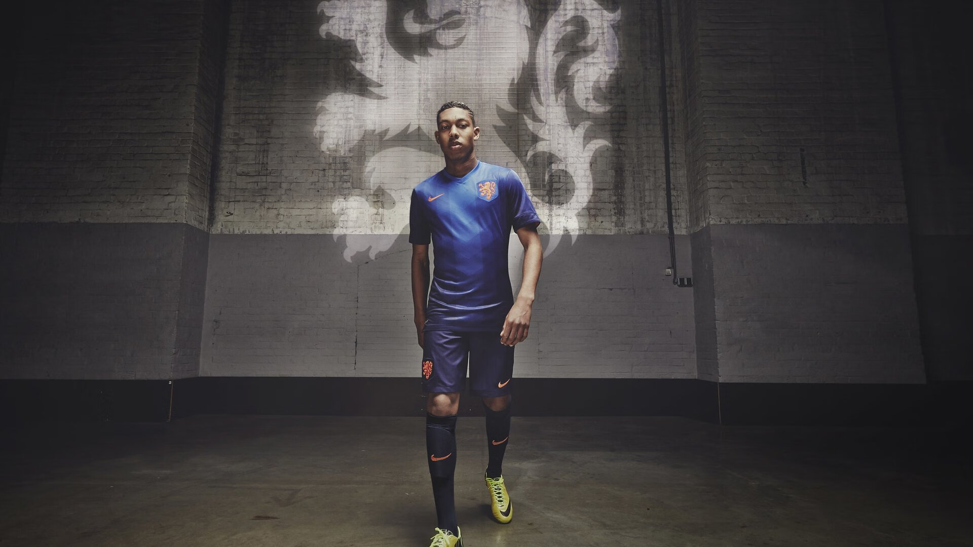 欧洲杯战术创新:布局多变引领新风尚!,欧洲杯战略